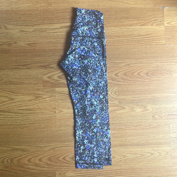 lululemon Align™️ High-rise Leggings - Picture 2 of 4